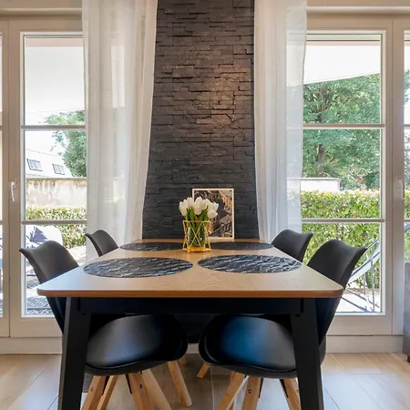 Le Mangin Prive * מץ